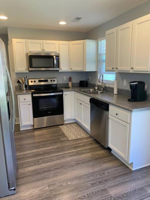 Newly Built Townhome Close To The Asheville Sites Candler Buitenkant foto